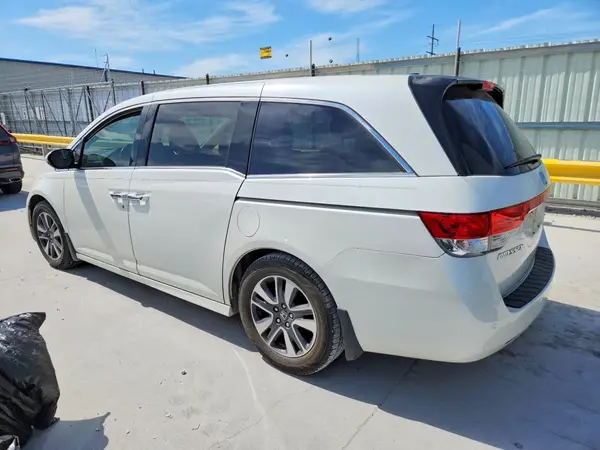 5FNRL5H98GB083915 2016 HONDA ODYSSEY - Image 2
