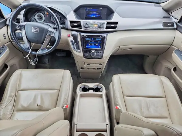 5FNRL5H98GB147385 2016 HONDA ODYSSEY - Image 8