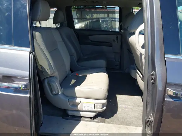 5FNRL5H98HB001117 2017 HONDA ODYSSEY - Image 8