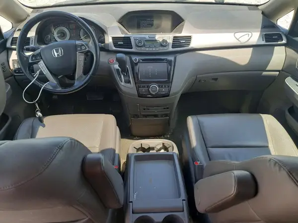 5FNRL5H98HB004115 2017 HONDA ODYSSEY - Image 8
