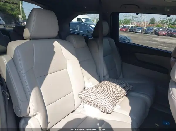 5FNRL5H99HB026477 2017 HONDA ODYSSEY - Image 8