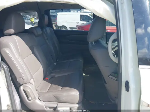 5FNRL5H99HB502663 2017 HONDA ODYSSEY - Image 8