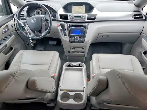 5FNRL5H9XHB011731 2017 HONDA ODYSSEY - Image 8