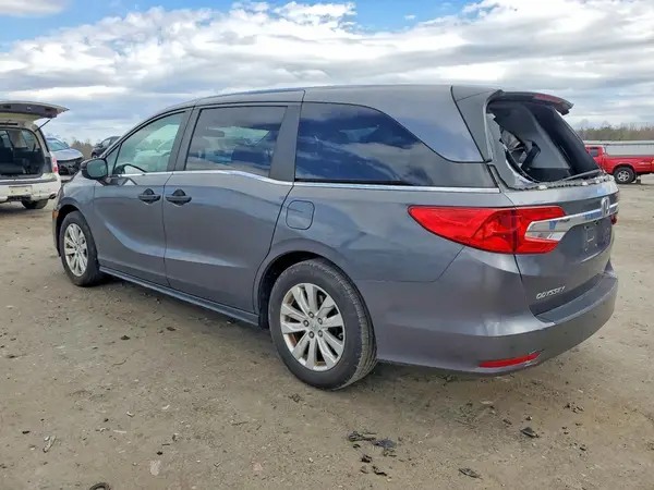 5FNRL6H20JB034787 2018 HONDA ODYSSEY - Image 2