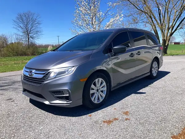 5FNRL6H20JB053064 2018 HONDA ODYSSEY - Image 2