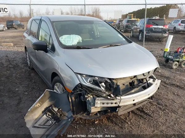 5FNRL6H20KB028201 2019 HONDA ODYSSEY - Image 1