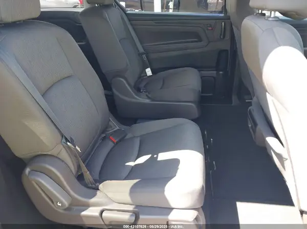 5FNRL6H20KB063403 2019 HONDA ODYSSEY - Image 8
