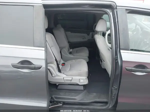 5FNRL6H20KB111742 2019 HONDA ODYSSEY - Image 8