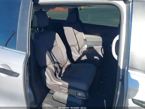 5FNRL6H20NB004050 2022 HONDA ODYSSEY - Image 8