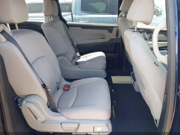 5FNRL6H20NB020409 2022 HONDA ODYSSEY - Image 8