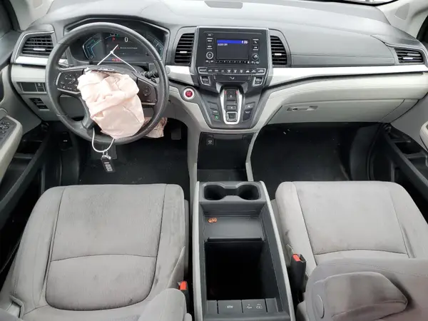 5FNRL6H21JB068995 2018 HONDA ODYSSEY - Image 8