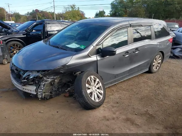 5FNRL6H21JB095789 2018 HONDA ODYSSEY - Image 2