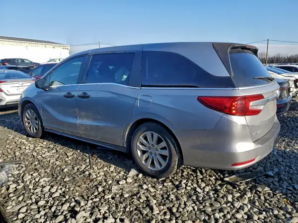 5FNRL6H22JB083571 2018 HONDA ODYSSEY - Image 2