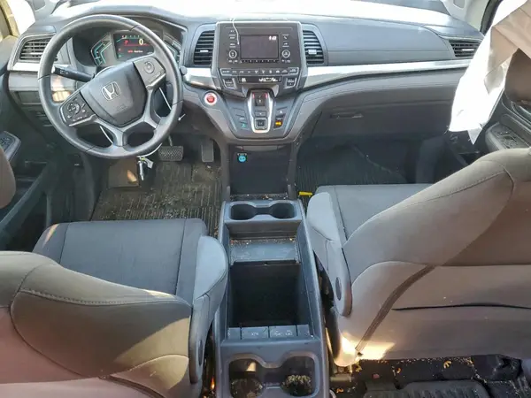 5FNRL6H22JB083571 2018 HONDA ODYSSEY - Image 8