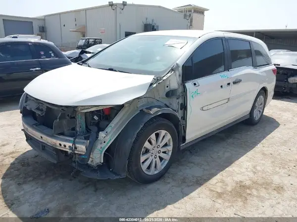 5FNRL6H22JB089127 2018 HONDA ODYSSEY - Image 2