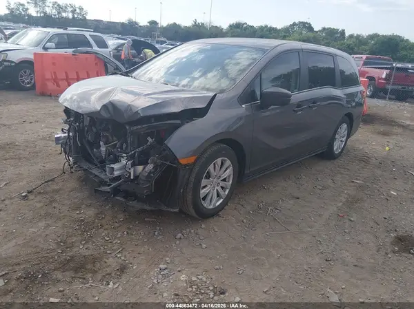 5FNRL6H22NB015938 2022 HONDA ODYSSEY - Image 2