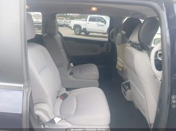5FNRL6H23KB040245 2019 HONDA ODYSSEY - Image 8