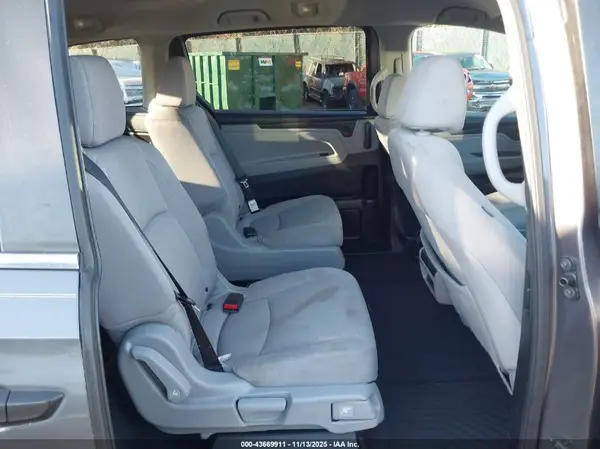 5FNRL6H23KB073469 2019 HONDA ODYSSEY - Image 8