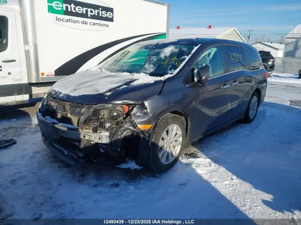 5FNRL6H24JB506084 2018 HONDA ODYSSEY - Image 2