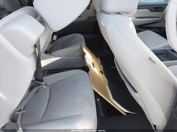 5FNRL6H24KB102011 2019 HONDA ODYSSEY - Image 8