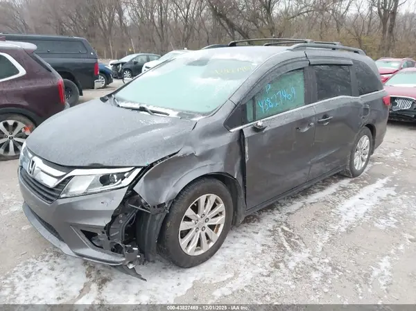 5FNRL6H25JB053030 2018 HONDA ODYSSEY - Image 2