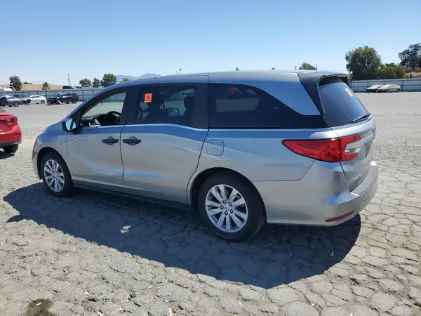 5FNRL6H25JB067865 2018 HONDA ODYSSEY - Image 2