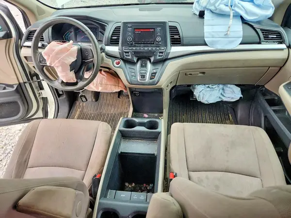 5FNRL6H26JB045986 2018 HONDA ODYSSEY - Image 8