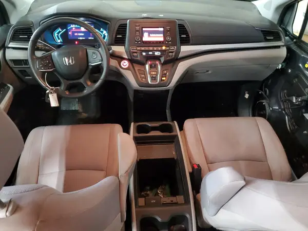 5FNRL6H27JB050923 2018 HONDA ODYSSEY - Image 8