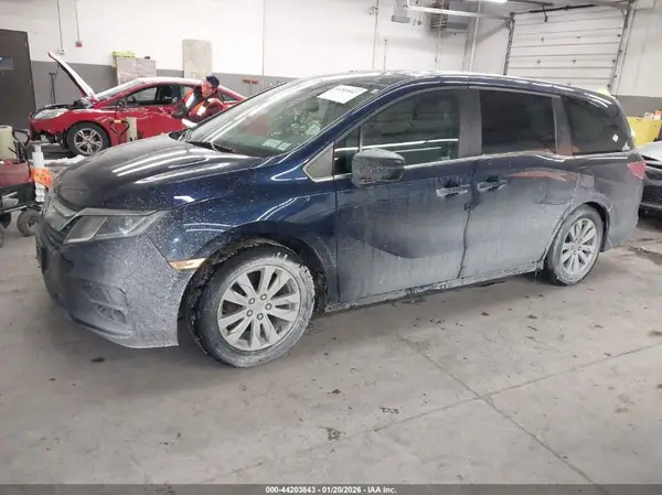 5FNRL6H27JB088443 2018 HONDA ODYSSEY - Image 2