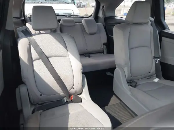 5FNRL6H28JB050929 2018 HONDA ODYSSEY - Image 8