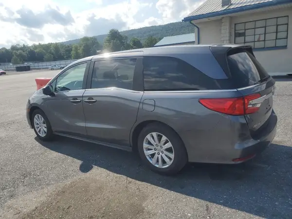 5FNRL6H28JB075975 2018 HONDA ODYSSEY - Image 2