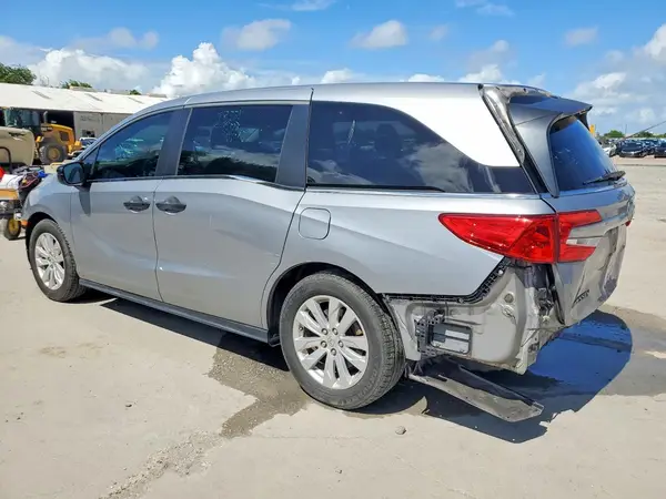 5FNRL6H28JB089598 2018 HONDA ODYSSEY - Image 2