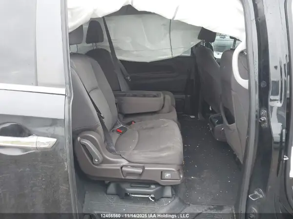 5FNRL6H28JB504533 2018 HONDA ODYSSEY - Image 8