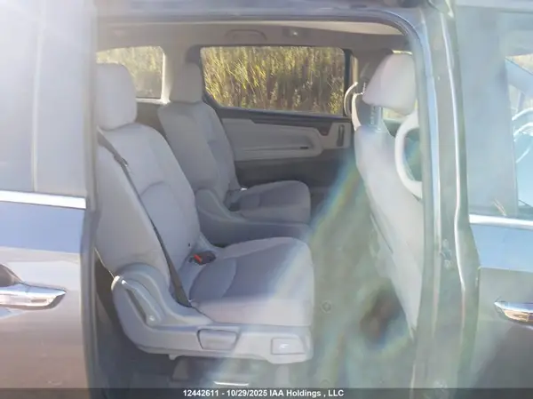 5FNRL6H29JB504380 2018 HONDA ODYSSEY - Image 8