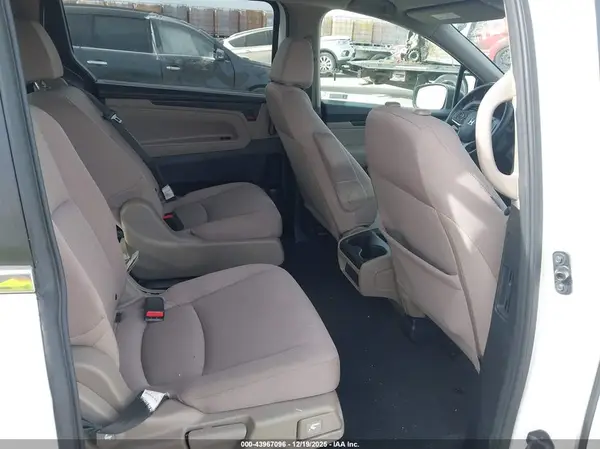 5FNRL6H29KB065795 2019 HONDA ODYSSEY - Image 8