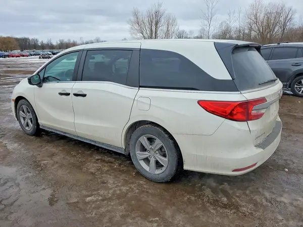 5FNRL6H2XJB086105 2018 HONDA ODYSSEY - Image 2