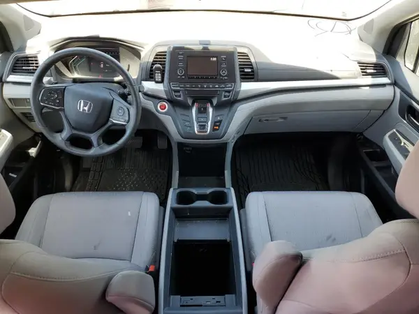 5FNRL6H2XJB095807 2018 HONDA ODYSSEY - Image 8