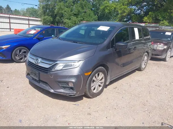 5FNRL6H2XJB111522 2018 HONDA ODYSSEY - Image 2