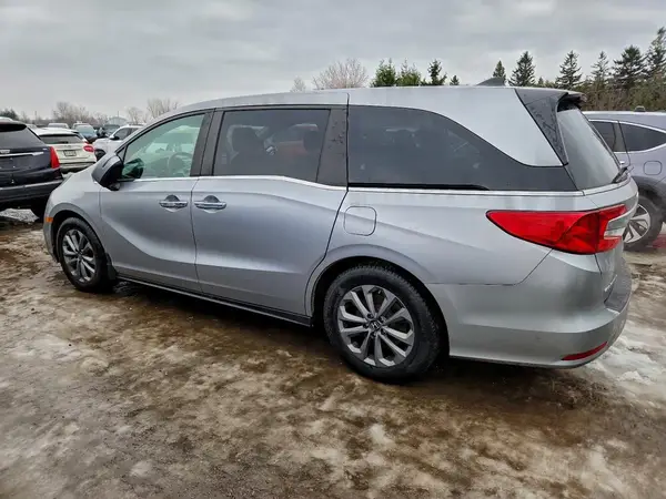 5FNRL6H40JB508898 2018 HONDA ODYSSEY - Image 2