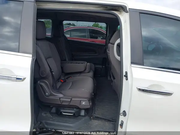 5FNRL6H42JB506845 2018 HONDA ODYSSEY - Image 8