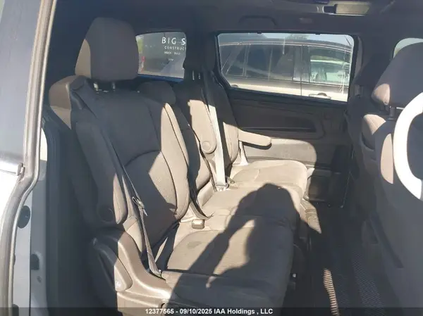 5FNRL6H47JB506839 2018 HONDA ODYSSEY - Image 8
