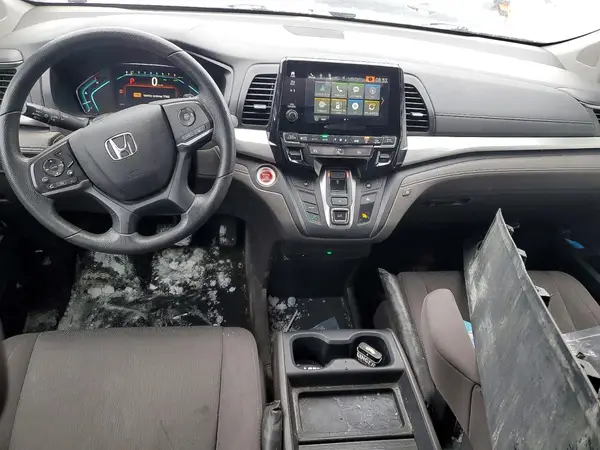 5FNRL6H48JB511158 2018 HONDA ODYSSEY - Image 8