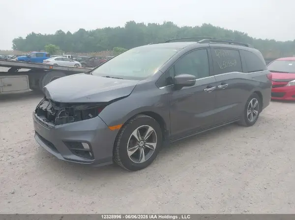 5FNRL6H49JB503327 2018 HONDA ODYSSEY - Image 2
