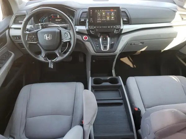 5FNRL6H4XJB502204 2018 HONDA ODYSSEY - Image 8