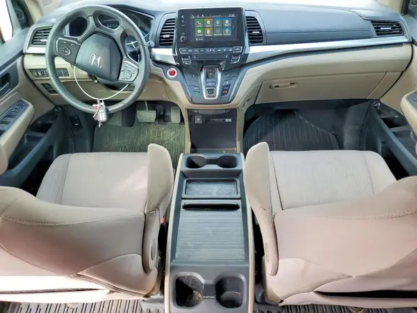 5FNRL6H50JB021547 2018 HONDA ODYSSEY - Image 8