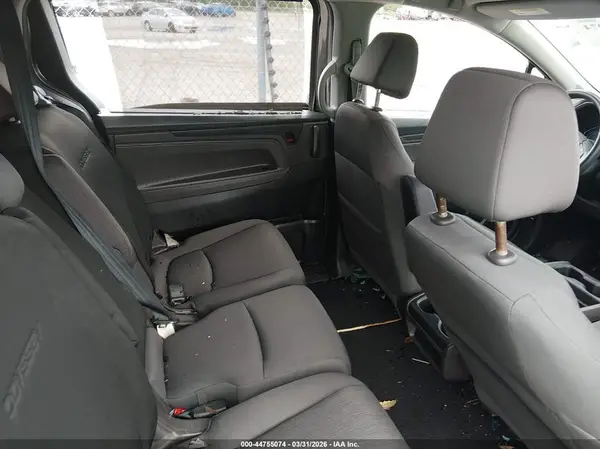 5FNRL6H50JB049333 2018 HONDA ODYSSEY - Image 8