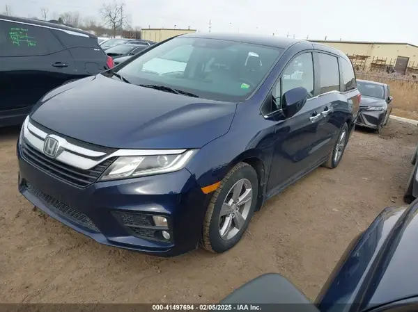 5FNRL6H50JB071459 2018 HONDA ODYSSEY - Image 2