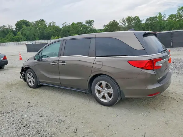 5FNRL6H50JB072479 2018 HONDA ODYSSEY - Image 2