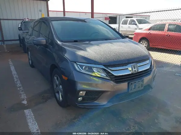 5FNRL6H50JB079383 2018 HONDA ODYSSEY - Image 1