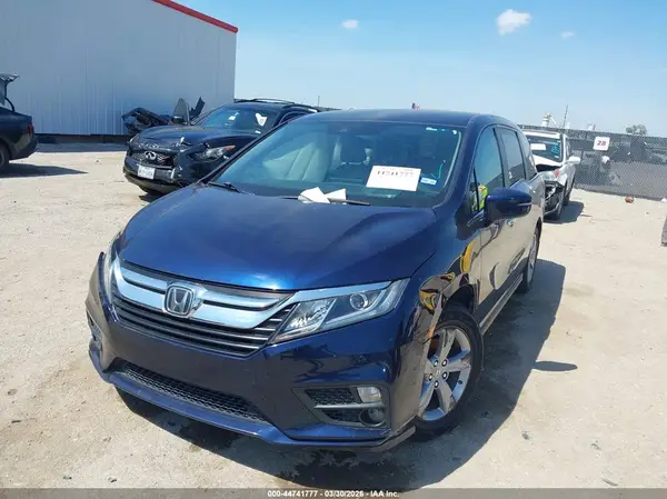 5FNRL6H50JB083658 2018 HONDA ODYSSEY - Image 2